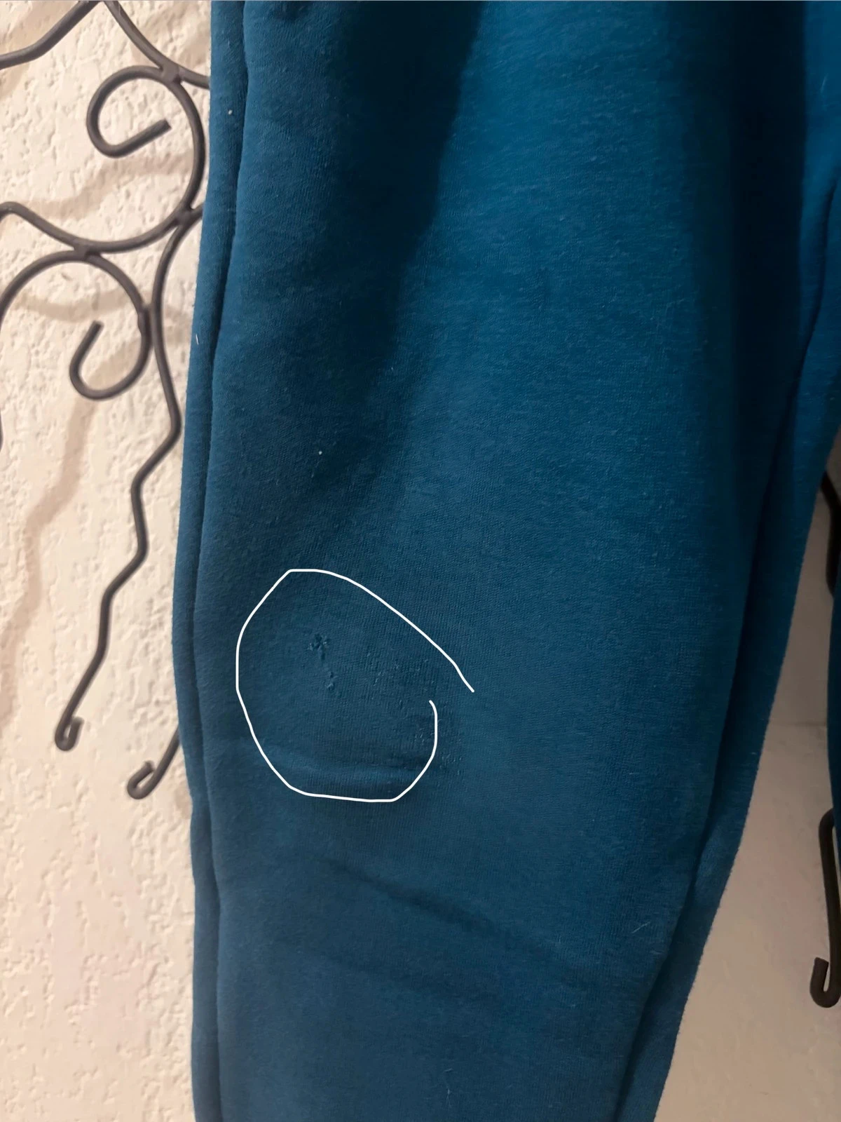 🔵 Jogging Azul Marinho Confortável e Estiloso (Pequeno furo remendado) – photo 6